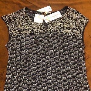 Blue and white short sleeve top